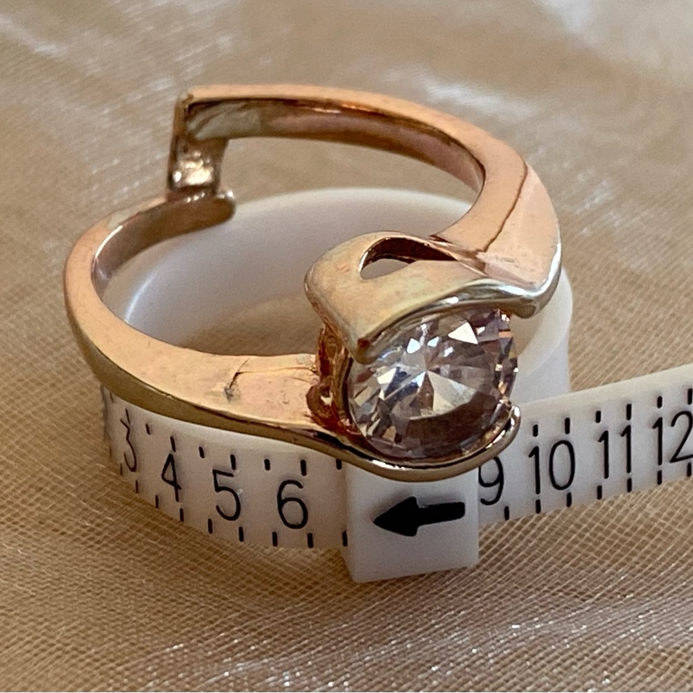 Women’s ring in rose gold 6.5